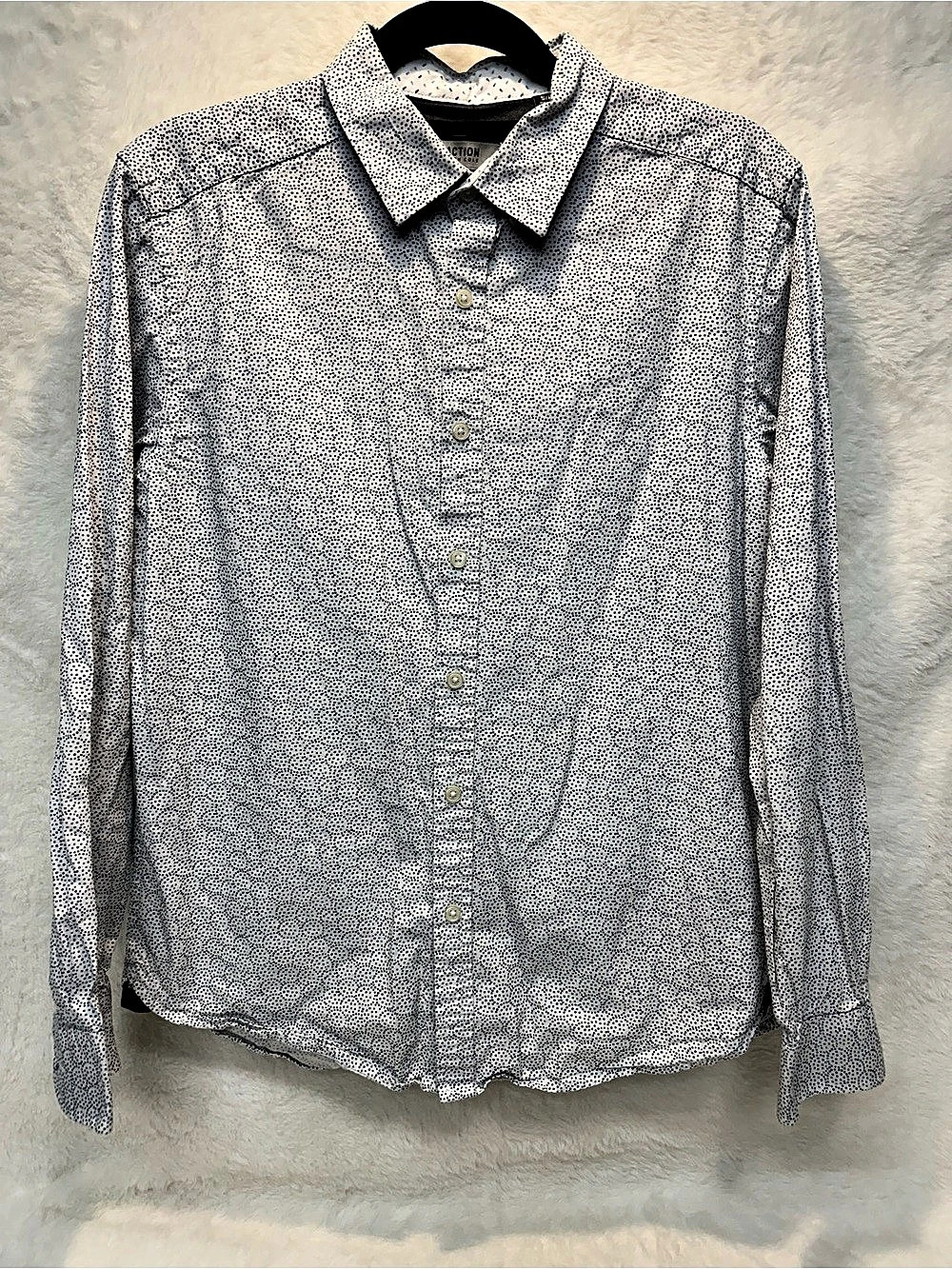 Kenneth Cole Reaction Men's Polka Dot Button Down in White & Blue Size Medium